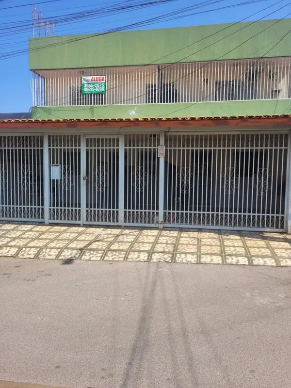 APT 02 QUARTOS, SALA, COZINHA, BANHEIRO, AREA DE SERVIÇO, COM VARANDA, SEM GARAG...