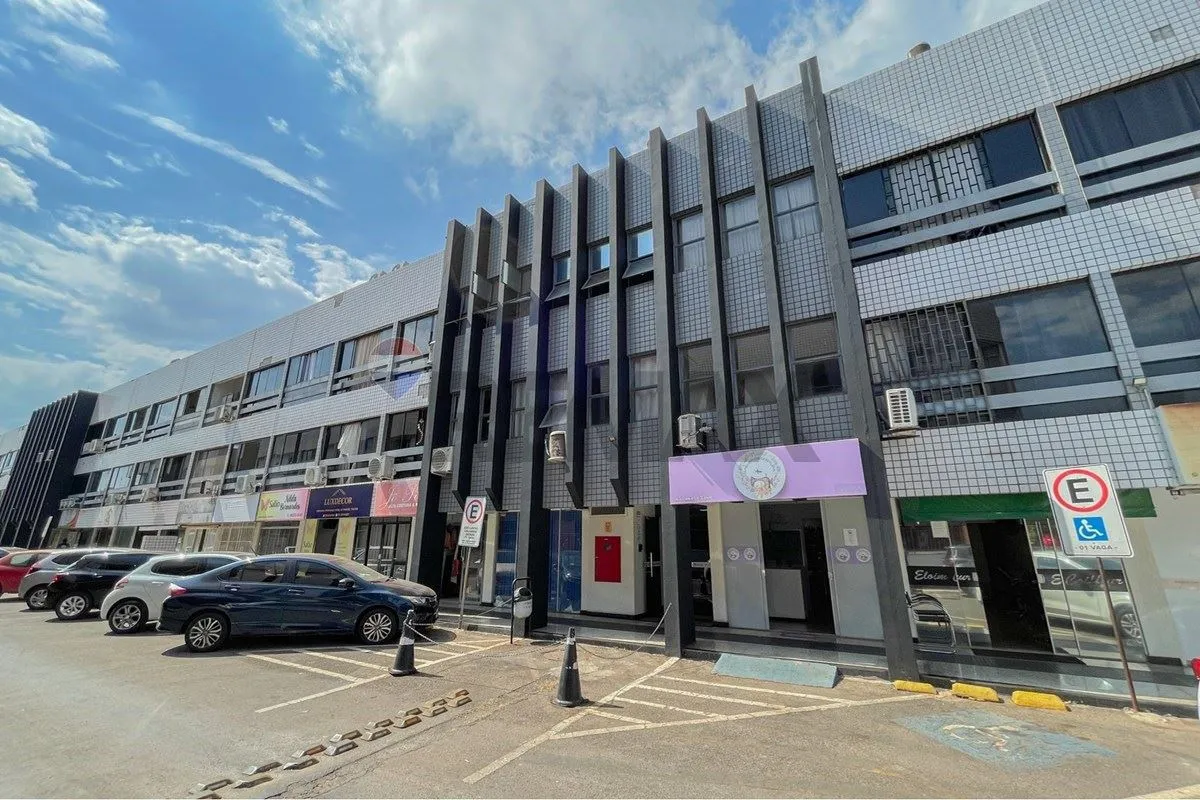 Kitinete para Locação Edifício Omega Center, SudoesteAproximadamente 30m², com a...