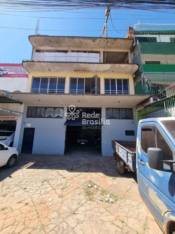 QSE 22 - Setor de Oficinas - Taguatinga Sul Prédio comercial e residencial com 3...