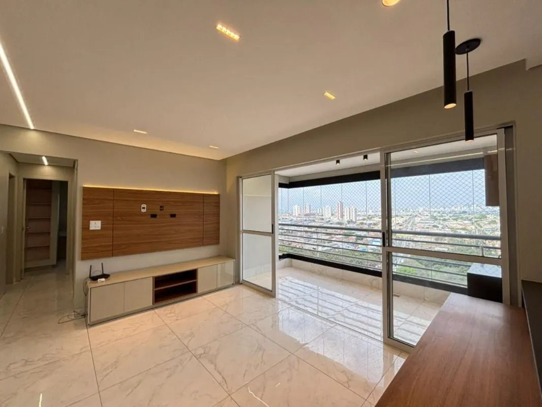 Apartamento à venda no Residencial Ecovillággio Castelo Branco, 80m², andar alto...