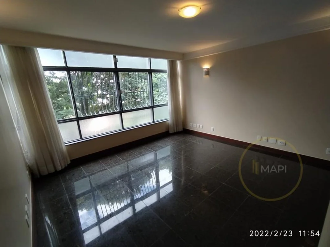 MAPI IMOBILIÁRIA VENDE unidade assim composta e descrita:Apartamento de 3 quarto...