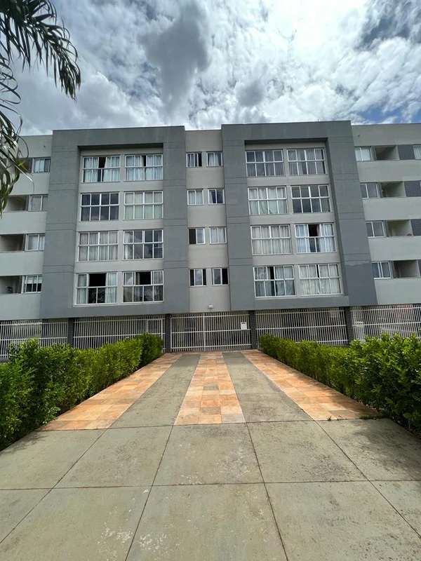 Madel Imobiliária aluga apartamento na quadra 17 de Sobradinho.DESCRIÇÃO: Aparta...