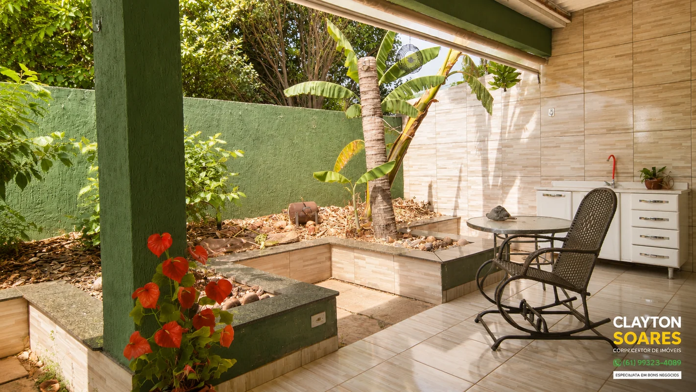 CASA À VENDA NO JARDINS MANGUEIRAL – 4 QUARTOS, SUÍTE, 2 VAGAS E QUINTAL COM PRI...