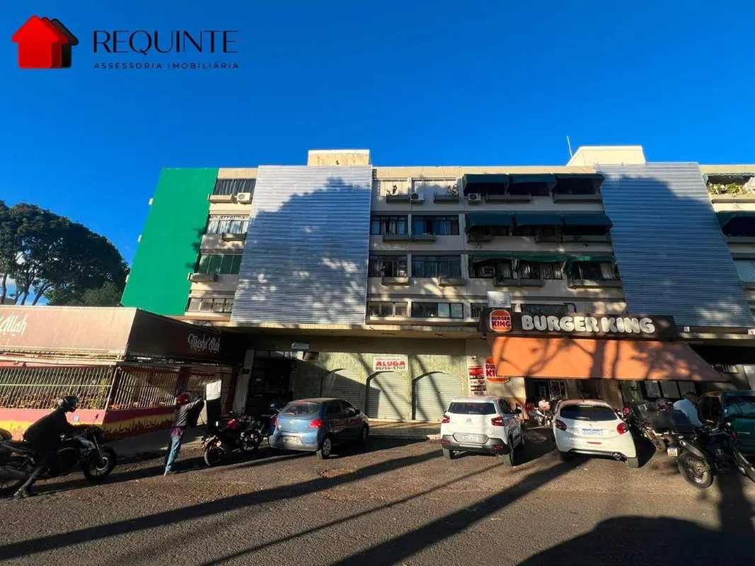 Oportunidade! Apartamento amplo de canto com excelente localização, condomínio r...