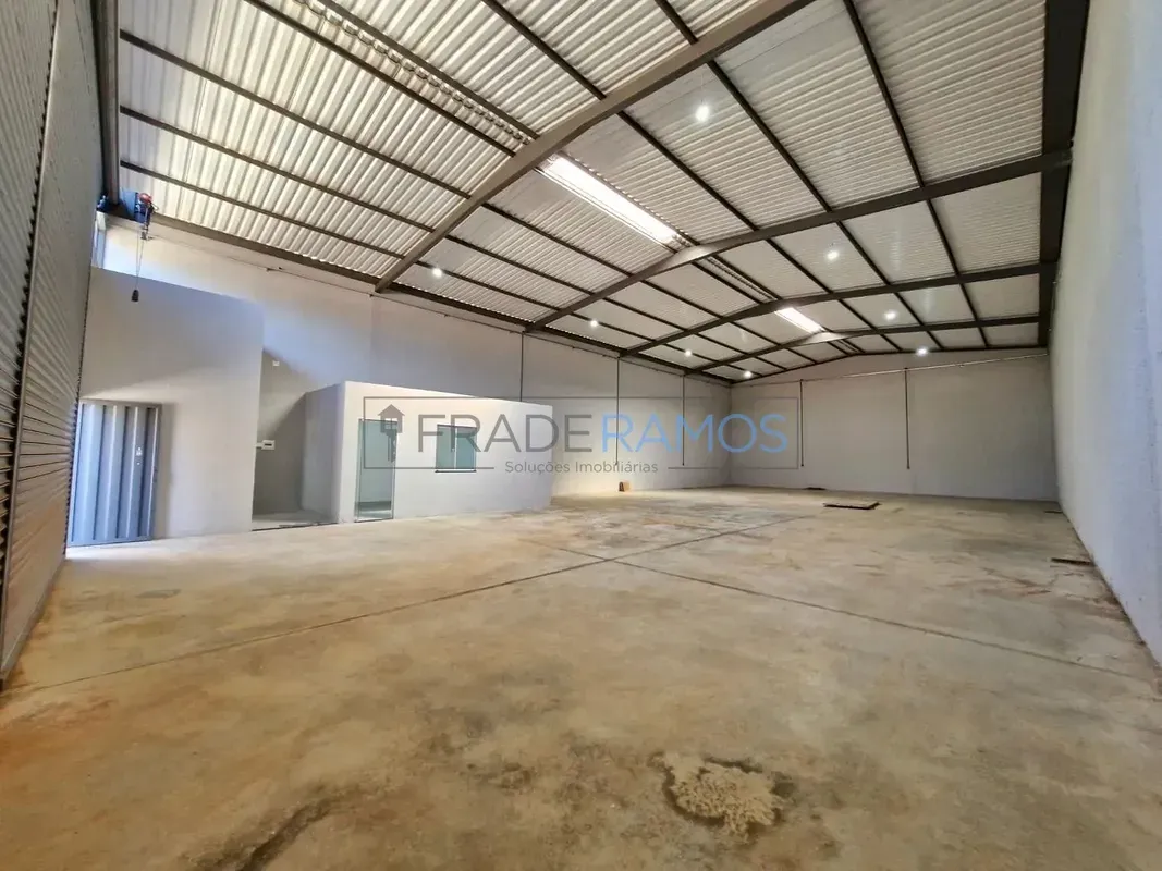 Está em busca de um espaço ideal para expandir o seu negócio? Temos o lugar perf...