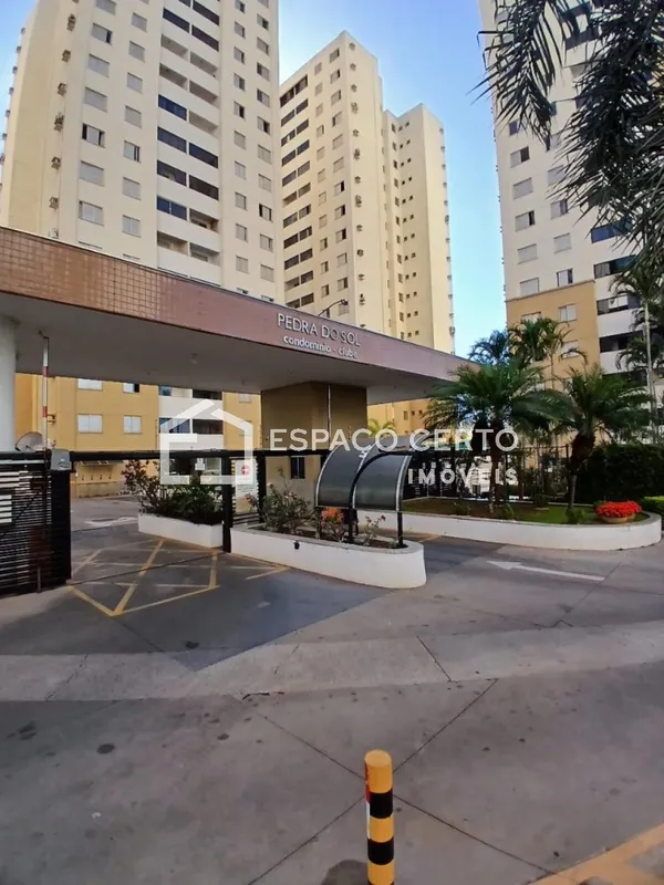 Excelente apartamento à venda no Condomínio Pedra do Sol, com 02 quartos com arm...