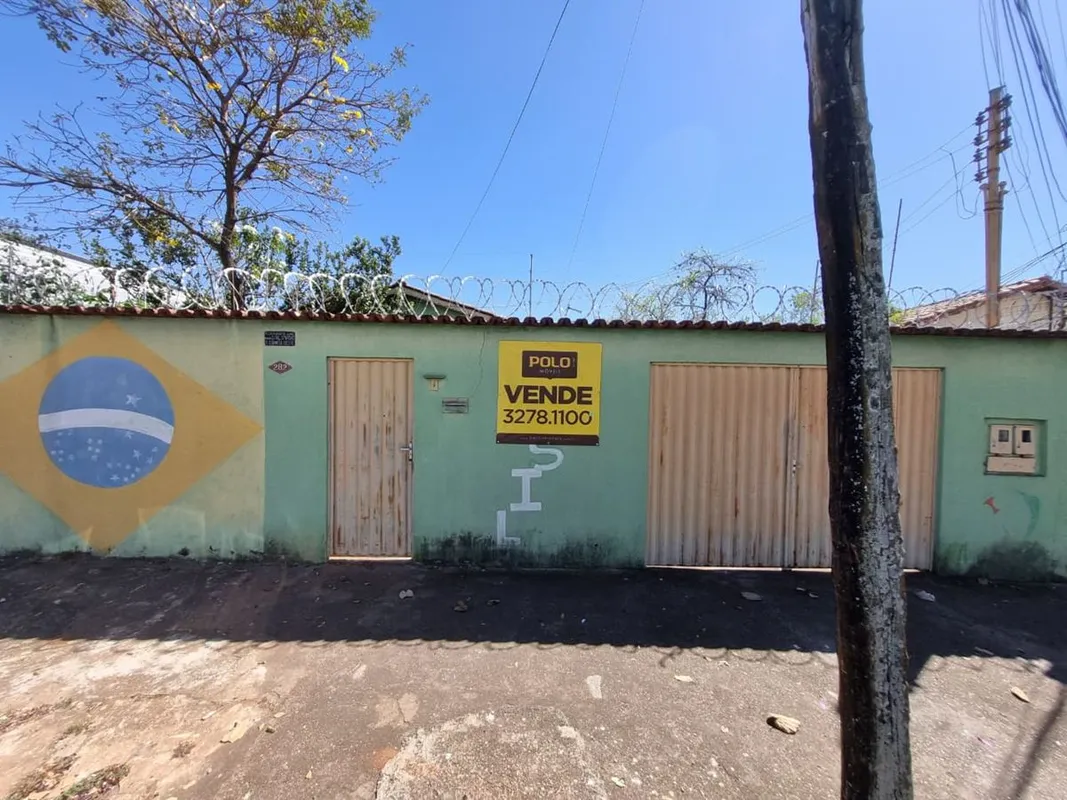Casa à Venda no Setor Crimeia Oeste – GoiâniaExcelente oportunidade de compra no...