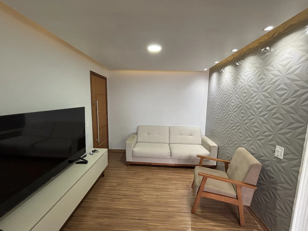 APARTAMENTO REFORMADO | 65 m² | 2 QUARTOS | 1 VAGA | GUARÁConforto, praticidade ...