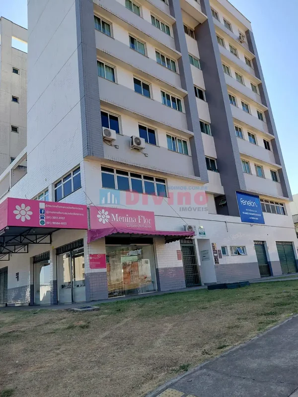 **APARTAMENTO 2Q COM SUITE PARA LOCAÇÃO QUDRA 6 SOBRADINHO DF**-4° ANDAR / ELEVA...