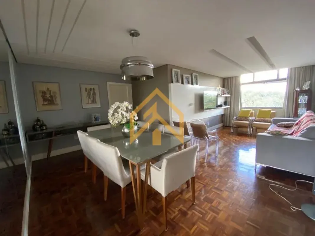 Locação - Apartamento Reformado - Asa Sul - NÃO MOBILIADOÁrea aproximadamente 13...