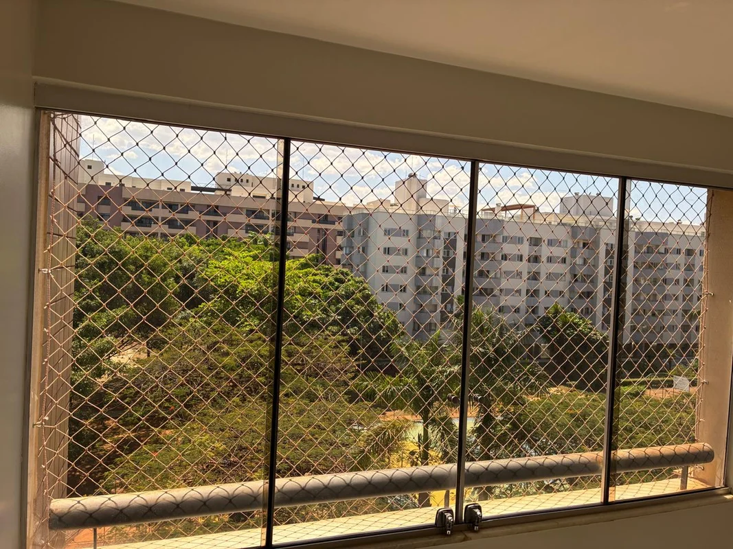 Apartamento com excelente localização, vista para a quadra, , edifício em frente...