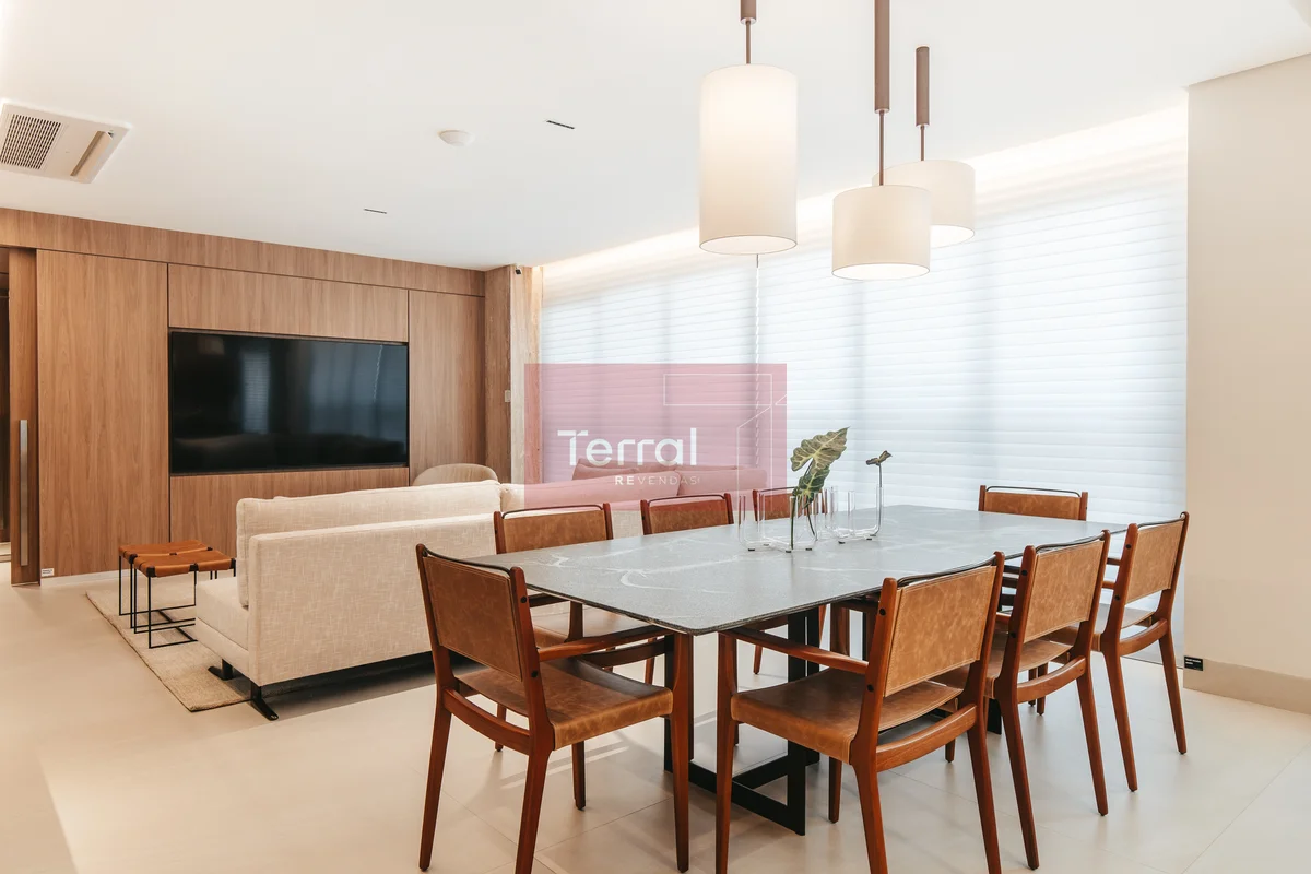 Apartamento 4 suítes no Setor Oeste. Varanda, churrasqueira a carvão, 3 vagas de...
