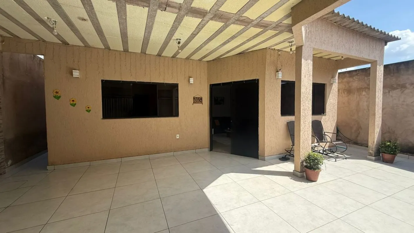 Imobiliária Solino vende excelente casa na Estância módulo U.Casa térrea compost...