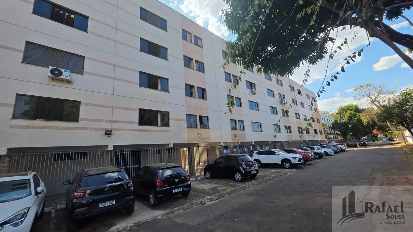 Vendo AptoCRUZEIRO SHCES 707 R$ 690.000,00- 3 quartos sendo 1 suite;- Marcenaria...