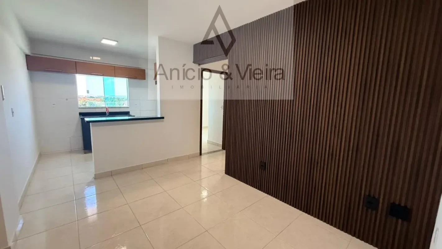 Apartamento localizado próxima a comércios variados, restaurantes, drogarias, pa...