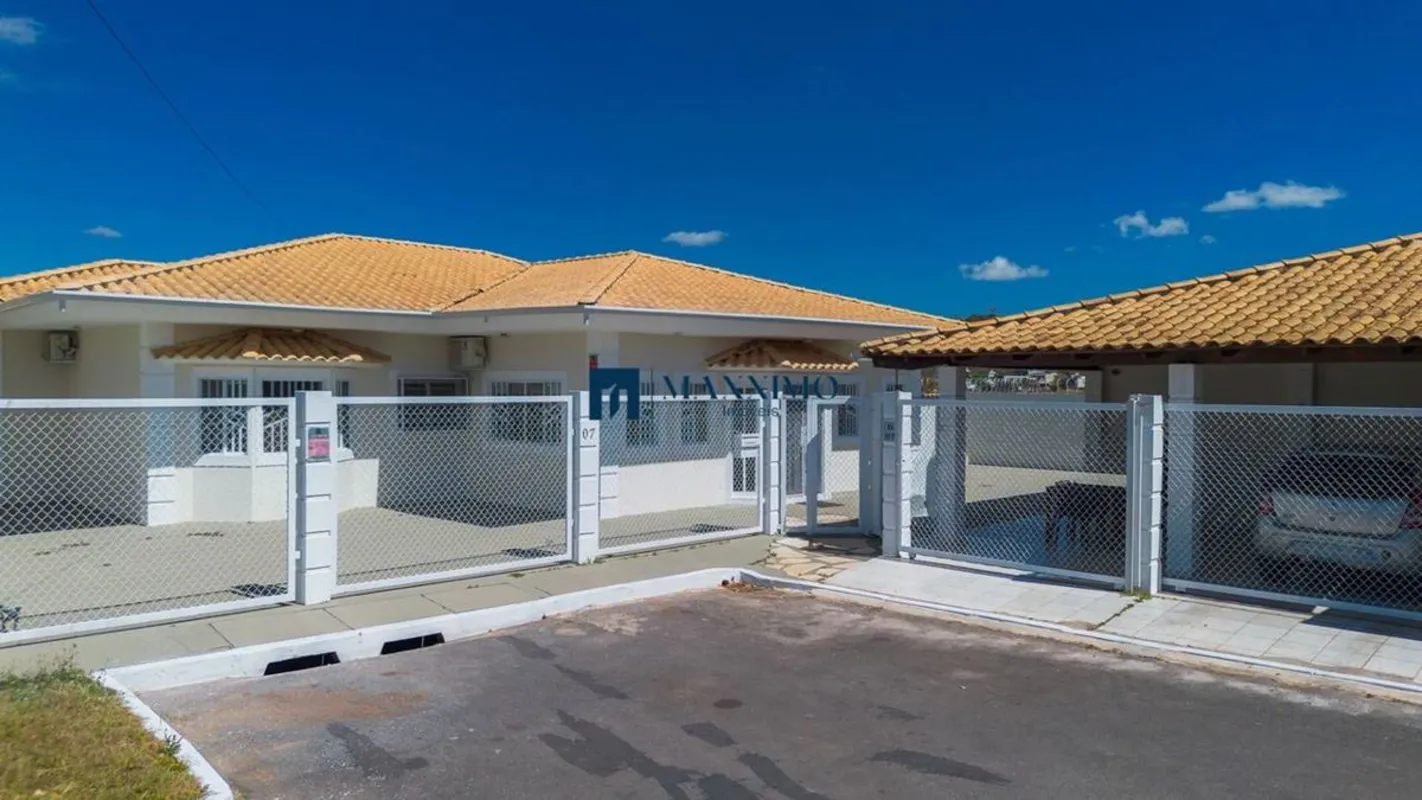 Casa à venda no Condomínio Residencial Interlagos Jardim BotânicoConforto, espaç...