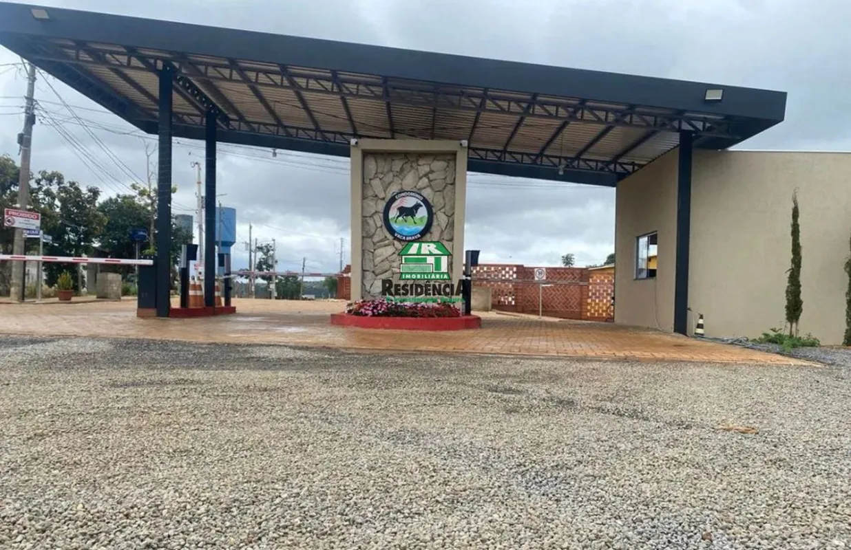 São 2 lotes à venda. Planos pronto para construir. 470 m² e 500 m² CADA UM POR R...