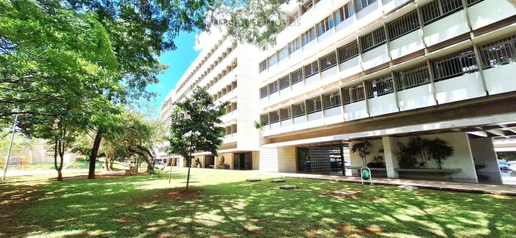 SQS 210 BLOCO I ESPETACULAR!BSB HOUSE IMÓVEIS VENDE COM EXCLUSIVIDADE:ESPETACULA...