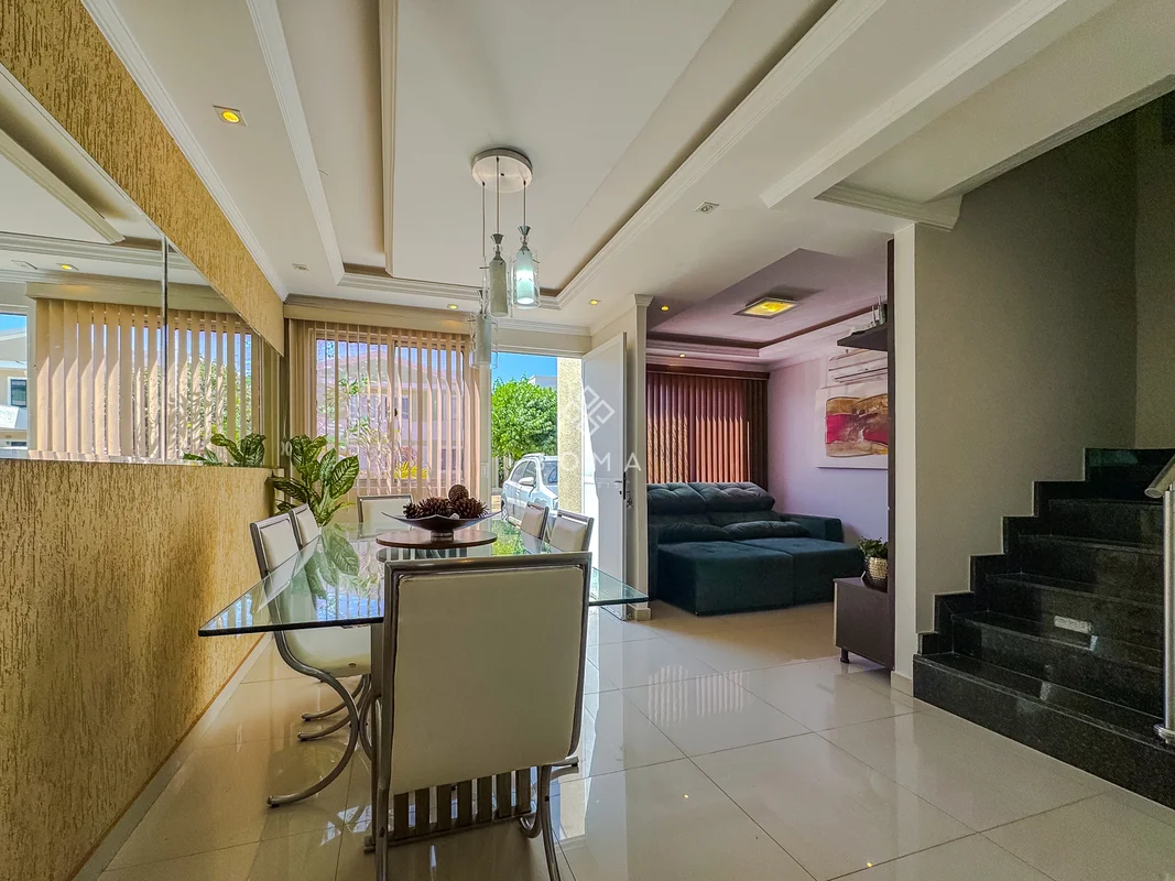 ESPECIFICAÇÕES DA CASA:- Projeto de iluminação- Sala ampla para 02 ambientes com...