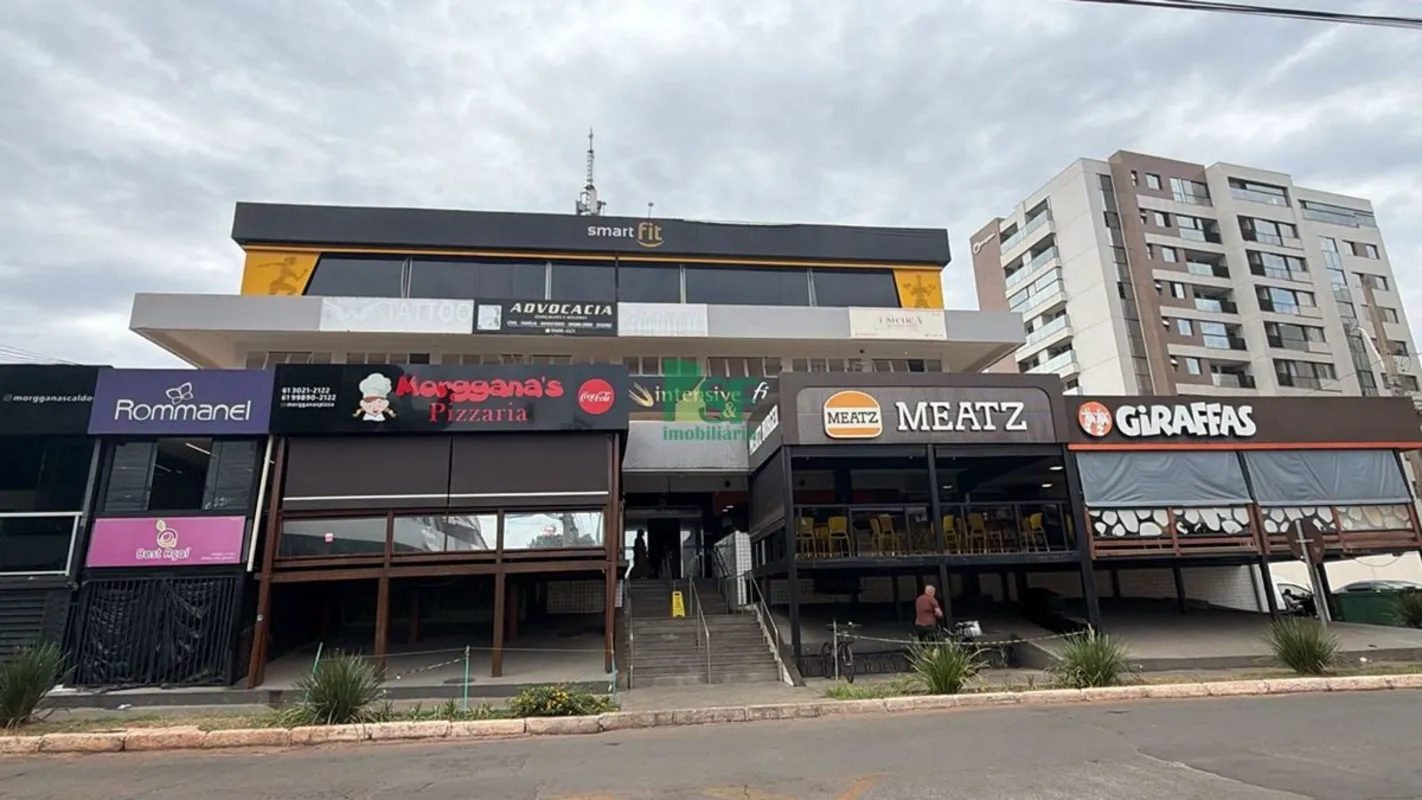 QI 27 GUARA SHOPPINGSALA COM WC PRIVATIVO,PISO CERAMICA ,PINTURA NOVA Condomínio...