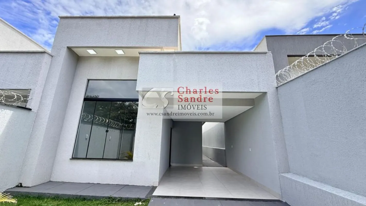 CASA À VENDA - SETOR HELVÉCIA - APARECIDA DE GOIÂNIA Lote: 270 m² Área Construíd...