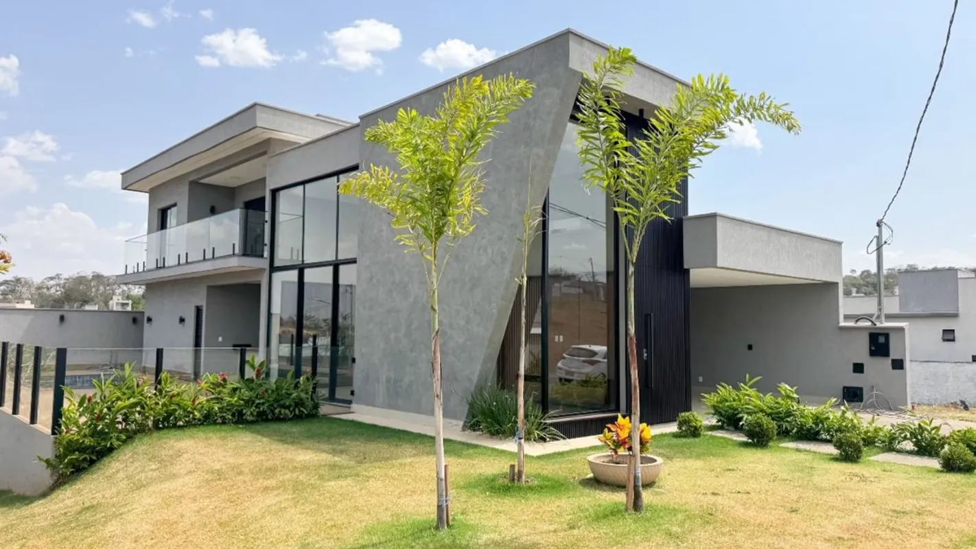 SOBRADO DE ESQUINA Ã? VENDA | JARDINS BOLONHAUm sobrado moderno, espaÃ§oso e com...
