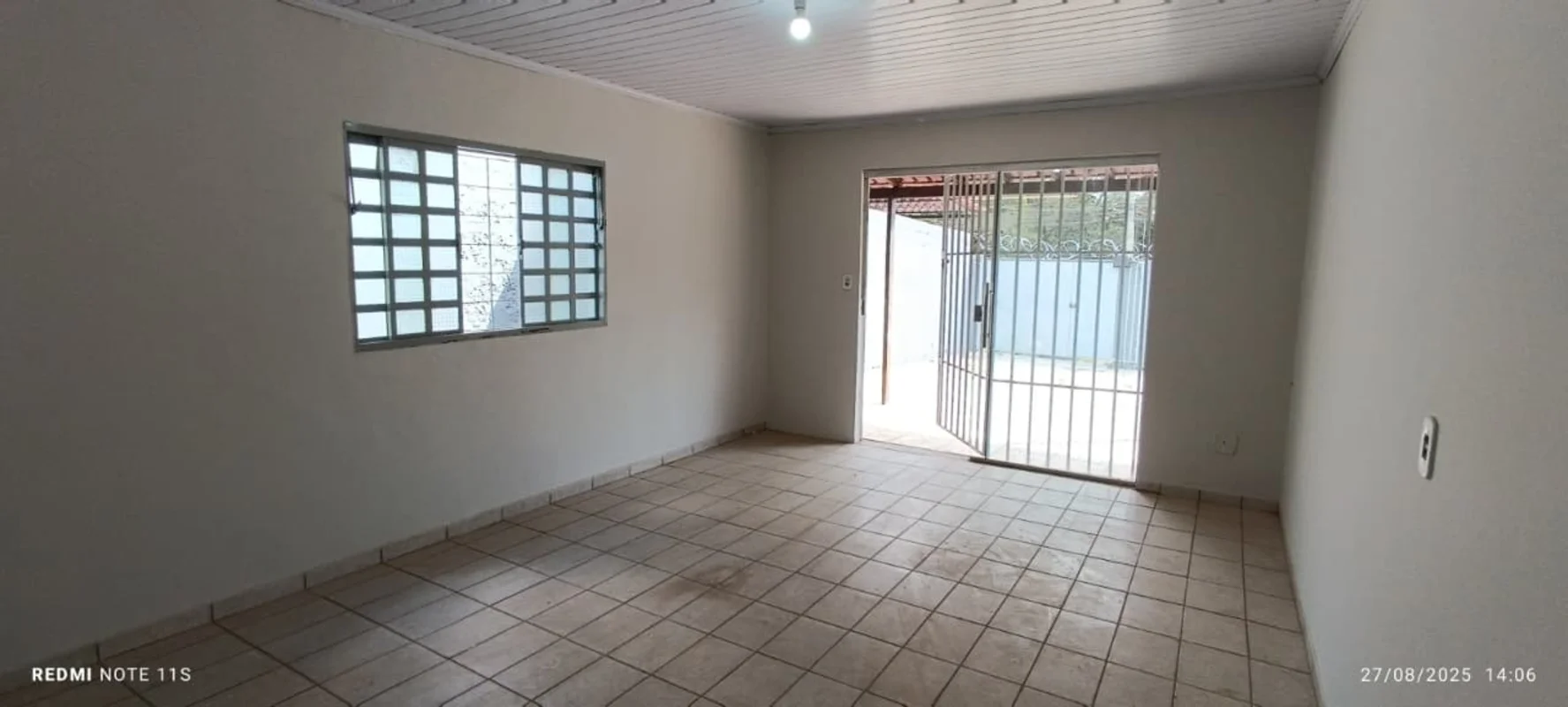 # CURITIBA IMOBILIÁRIA ALUGA #QUADRA 10 NORTE LOTE 26 - BRAZLÂNDIA/DFCASA SOZINH...
