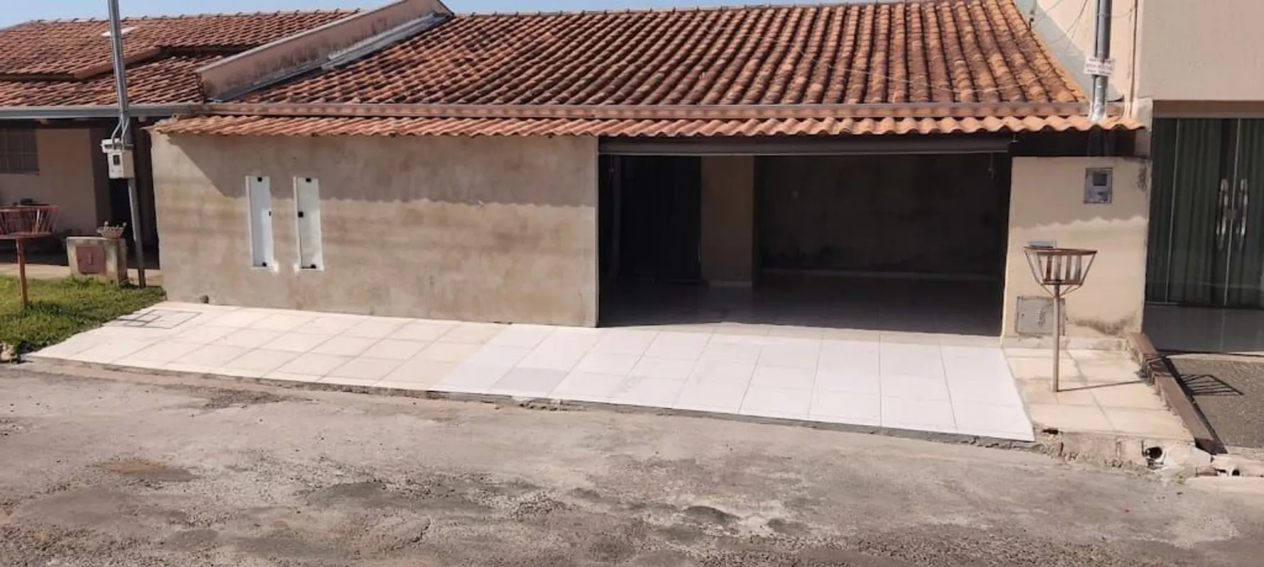 CASA À VENDA NO CONDOMÍNIO RESIDENCIAL ATIBAIA Bairro Amim Camargo Goiânia/GO Co...
