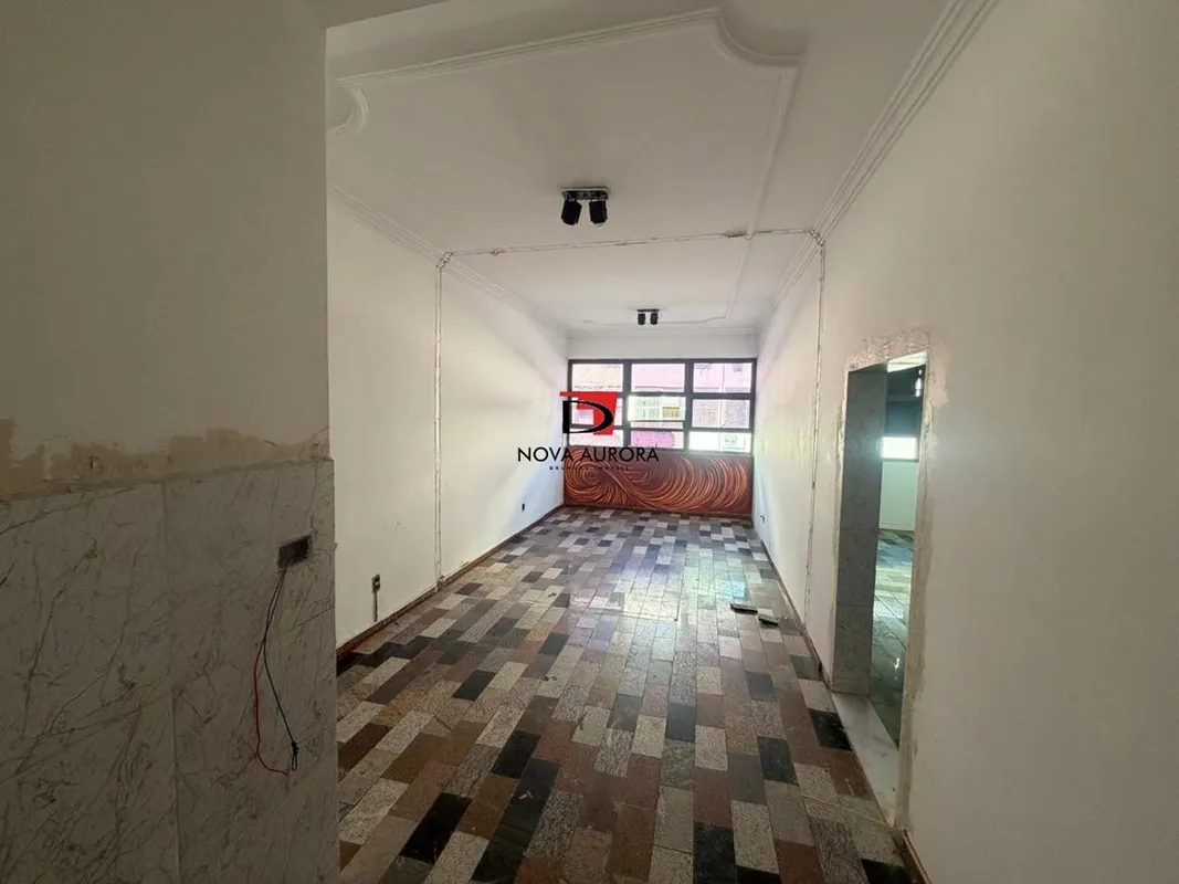SALA NASCENTE BEM LOCALIZADA NO SETOR COMERCIAL SUL!!ALUGA-SE UMA SALA OU DUAS S...