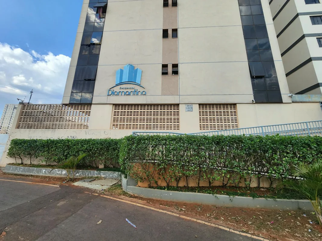 35m², 1 quarto, nascente, vista livre, próximo ao Metrô R$ 175.000 - Aceita Fina...