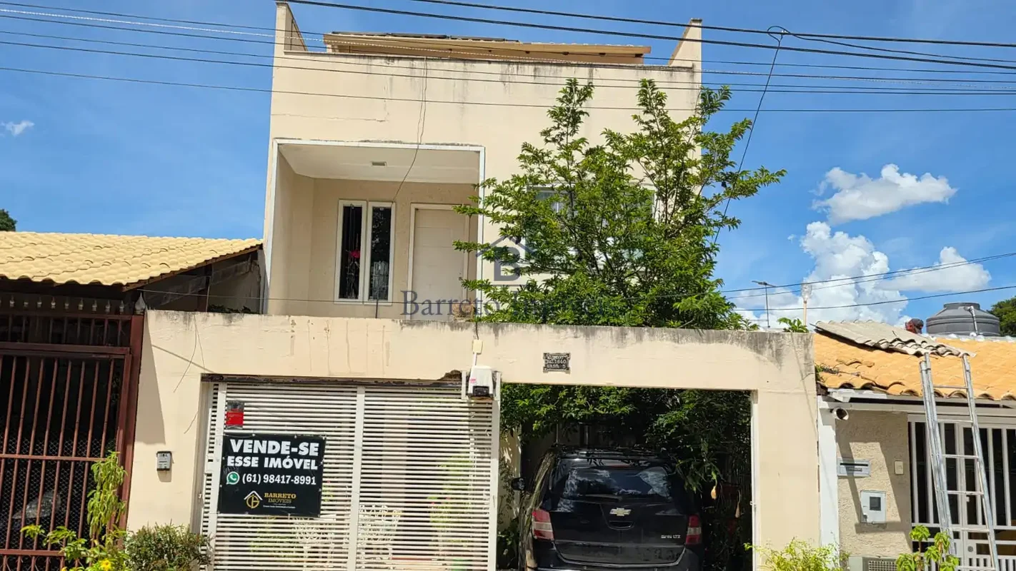 Sobrado de 3 Andares - Núcleo BandeiranteExcelente localização | Próximo a comér...