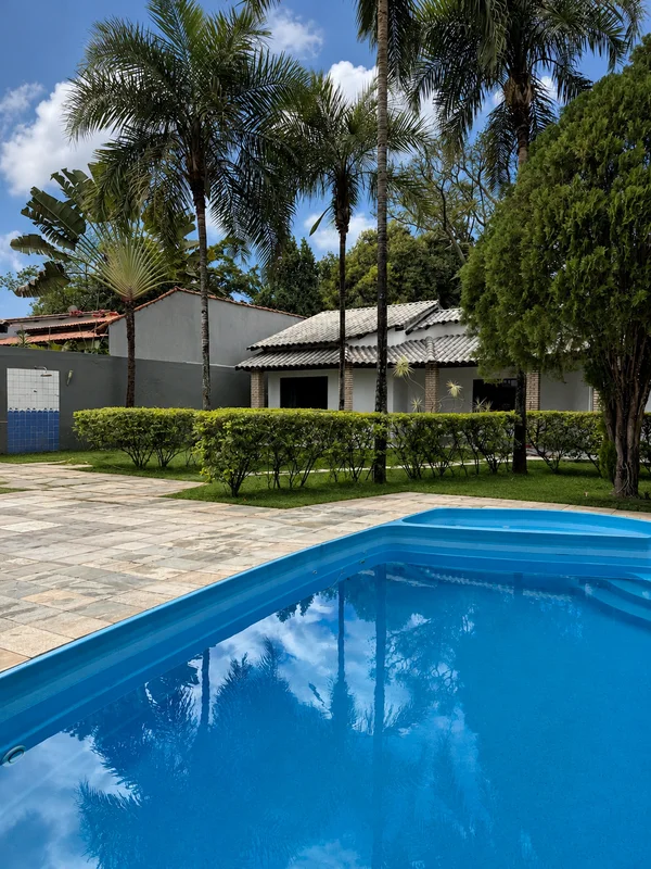 Casa térrea aconchegante REFORMADA e DESOCUPADA com lazer na Rua 4 ( aquela prin...