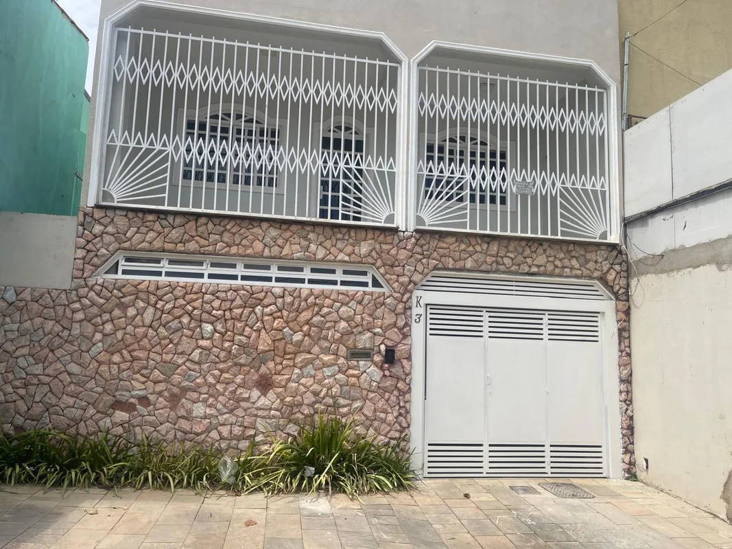 Descubra uma casa sobrado incrível na Quadra K, GRANJA DO TORTO, Brasília/DF, id...