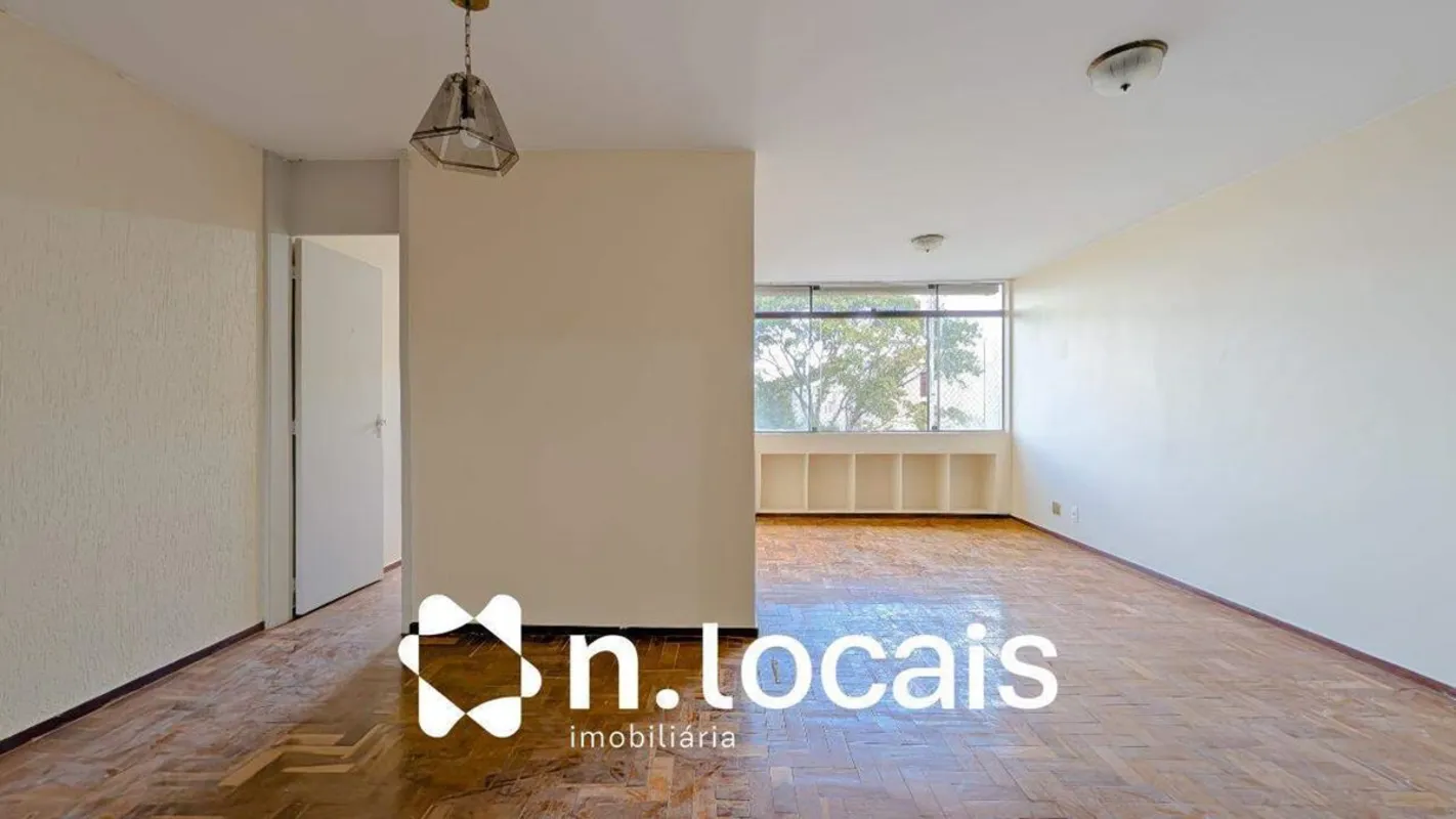 APARTAMENTO · SQN 203 NORTEAndar alto, vista interna aberta e planta de 3 quarto...