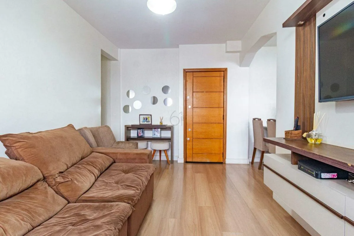Um apartamento que combina conforto, praticidade e uma localização privilegiada ...