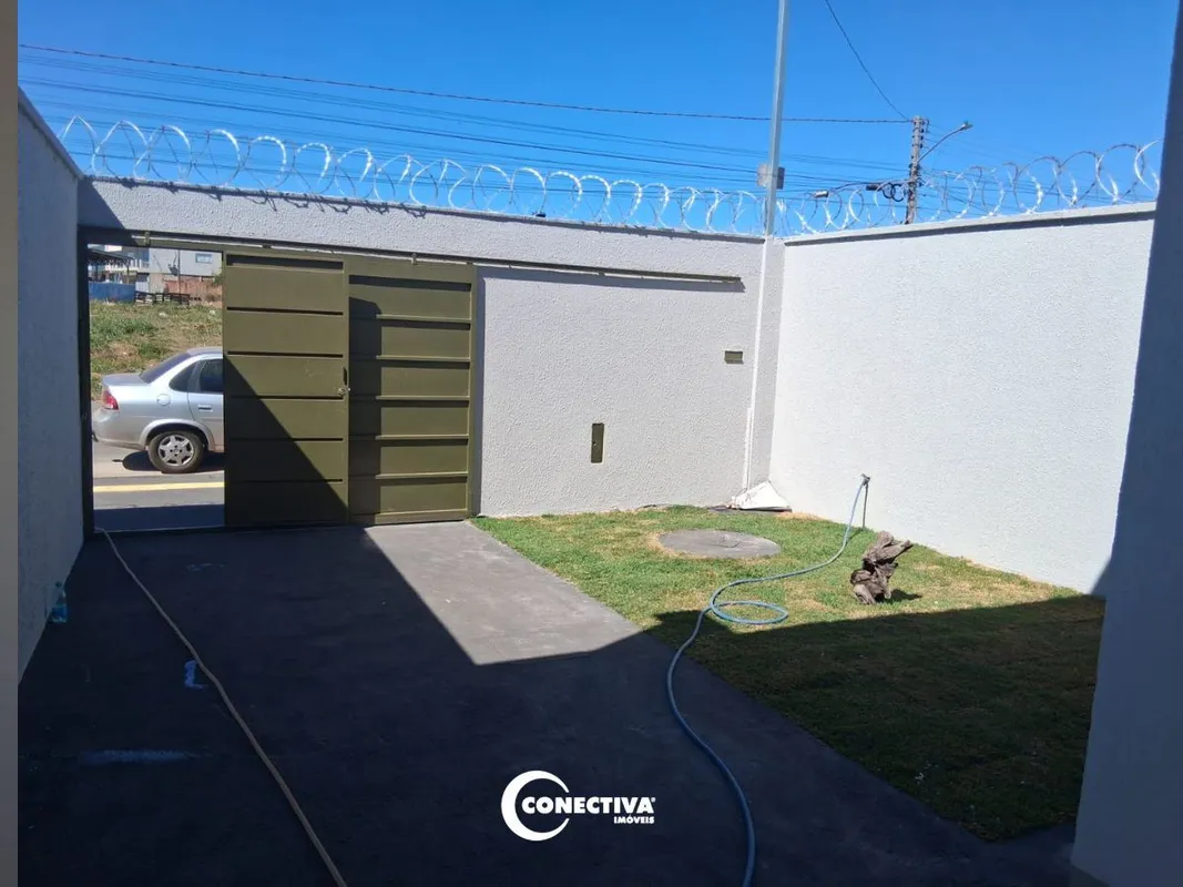  Comentários do corretor: Casa térrea nova, 180 m2 de lote, 100 m2 de área const...