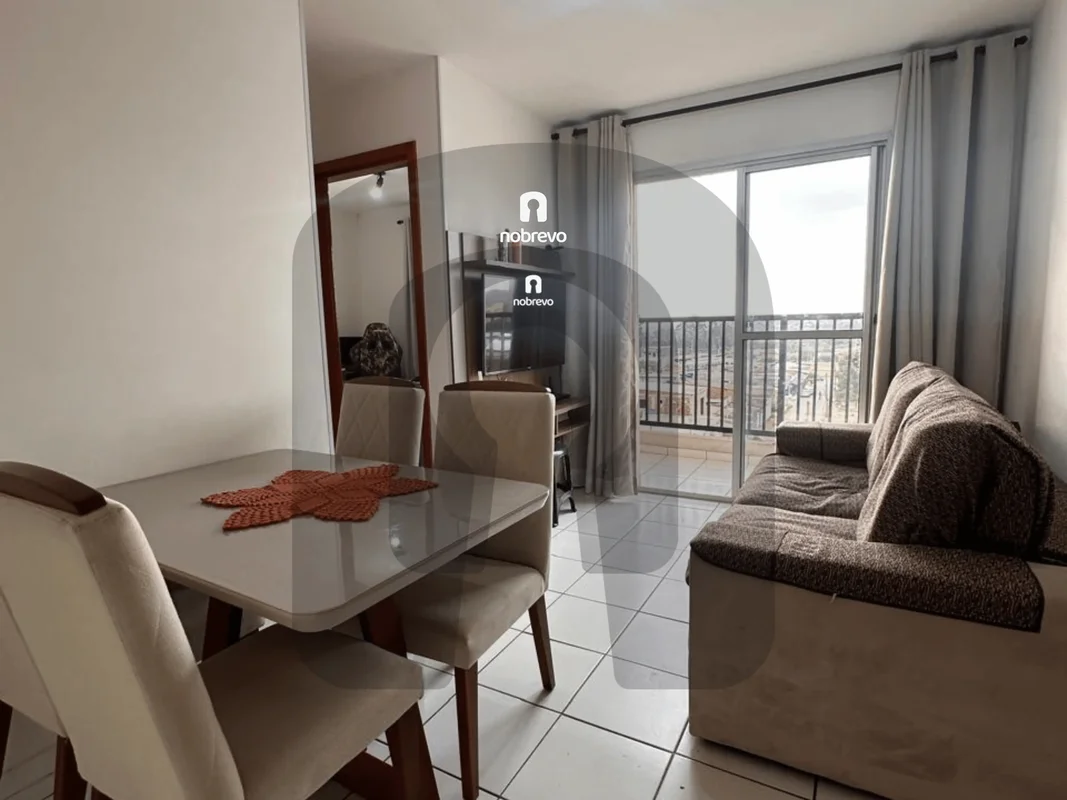 APARTAMENTO COM VARANDA DE DOIS QUARTOS , VAGA DE GARAGEMSAIA DA CASA DOS SEUS P...