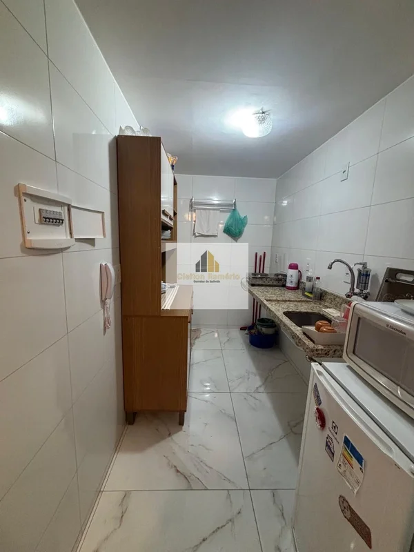 Excelente Apartamento de 2 quartos Reformado 2º andarLocalização privilegiada300...