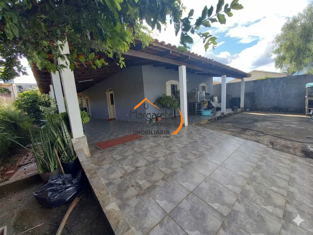 Imobiliária Margarete Corrêa vende casa no Condomínio Vivendas Alvorada 2.*Não A...
