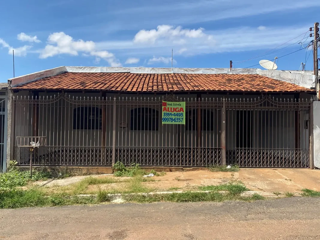 IMOBILIÁRIA ESTRELA- ALUGA CASA SOZINHA NO LOTE COMPOSTA COM;SALA;BANHEIRO SOCIA...