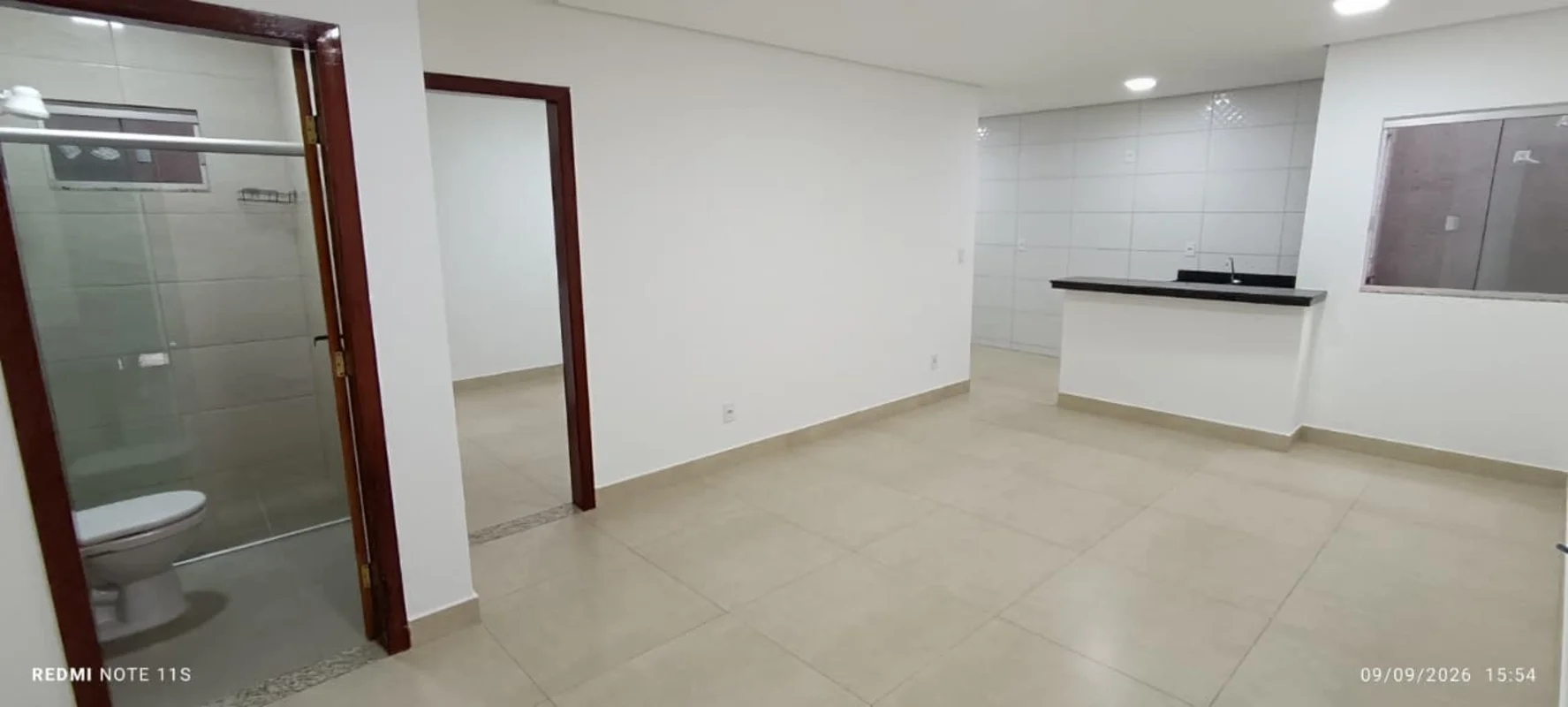 ** CURITIBA IMOBILIÁRIA ALUGA **QS 08 LOTE 81 APARTAMENTO 201 - AVENIDA ÁGUAS CL...