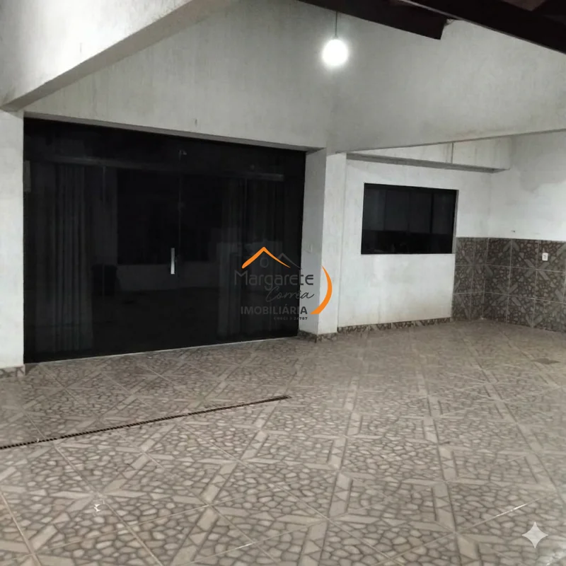 Imobiliária Margarete Corrêa vende casa térrea no setor de mansões Sobradinho- S...