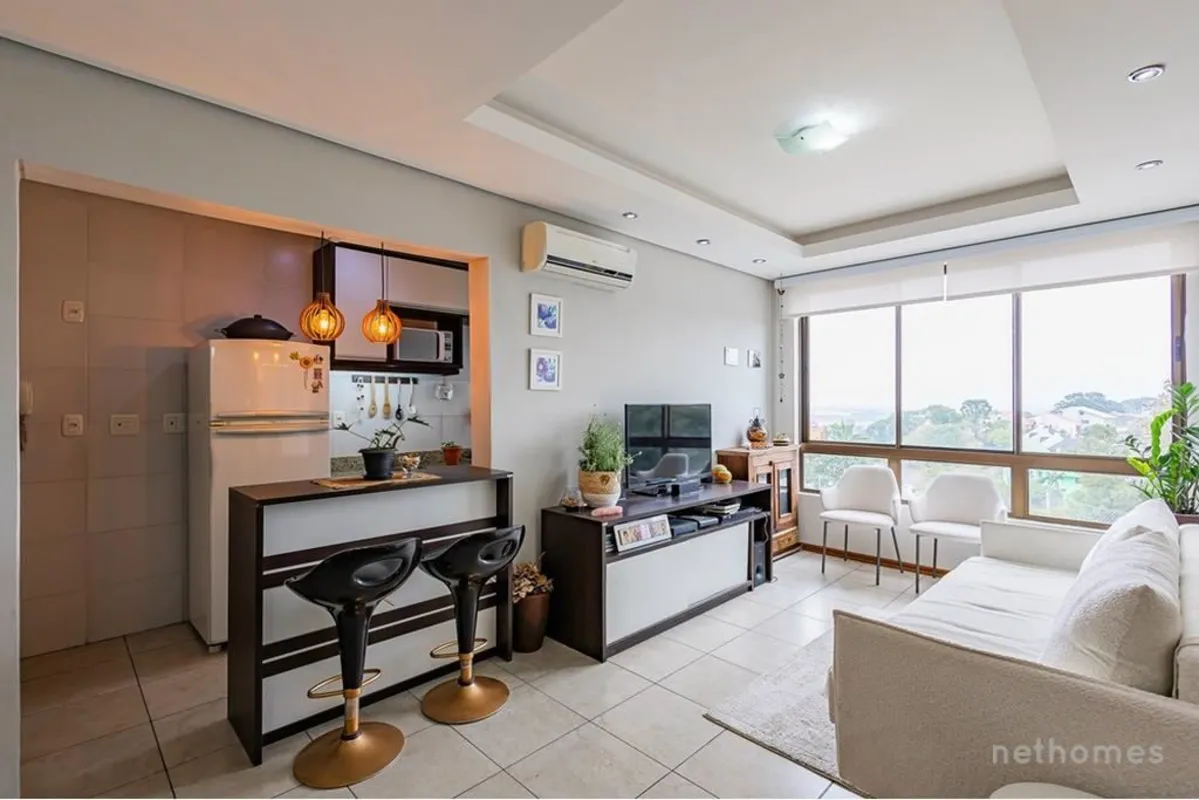 Apartamento à venda em Porto Alegre, na Rua Eugênio Du Pasquier, bairro Cristo R...