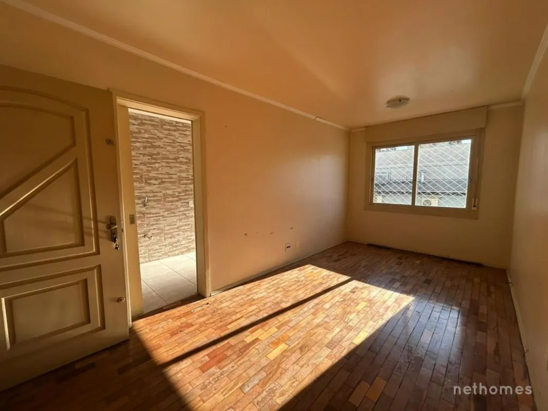 Apartamento à venda no bairro Menino Deus em Porto Alegre com 62m2 privativos, 2...