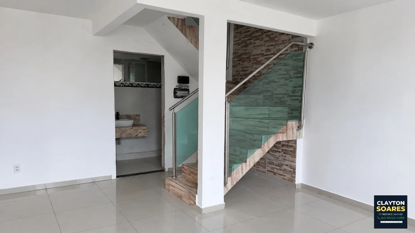 CASA DE ESQUINA REFORMADA NA QC 08 – JARDINS MANGUEIRALExcelente oportunidade pa...