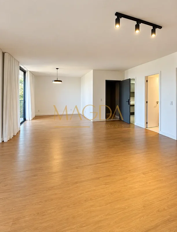 Apartamento sem cortina por R$12.900,00, e com cortina 13.500,00EXCELENTE APARTA...