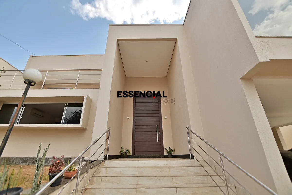 Casa Exclusiva | SHIN QI 7 | Lago NorteEstuda permuta por apartamento na Asa Sul...