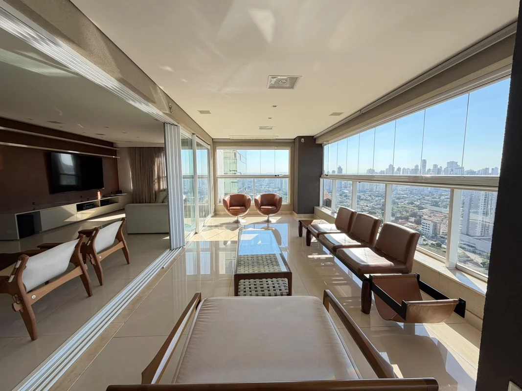PALAIS DU PARC MOBILIADO252m²Andar alto e nascente Vista livre e definitiva para...