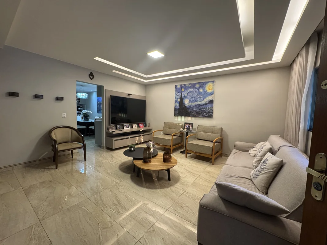 Sobrado Guara - QE 26, Conjunto D, lote 48 - Reformado com piscinaExcelente sobr...