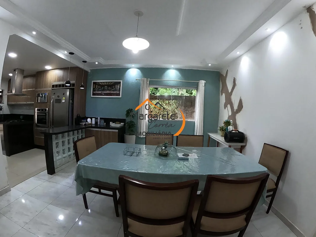 Imobiliária Margarete Corrêa vende casa no Condomínio Beija Flor.*Não Aceita Fin...